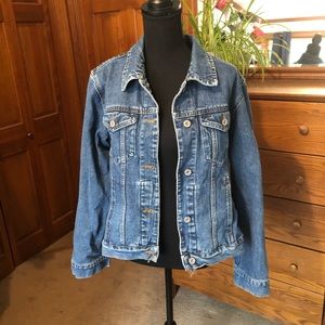 Classic Eddie Bauer Women’s Jean Jacket Size M